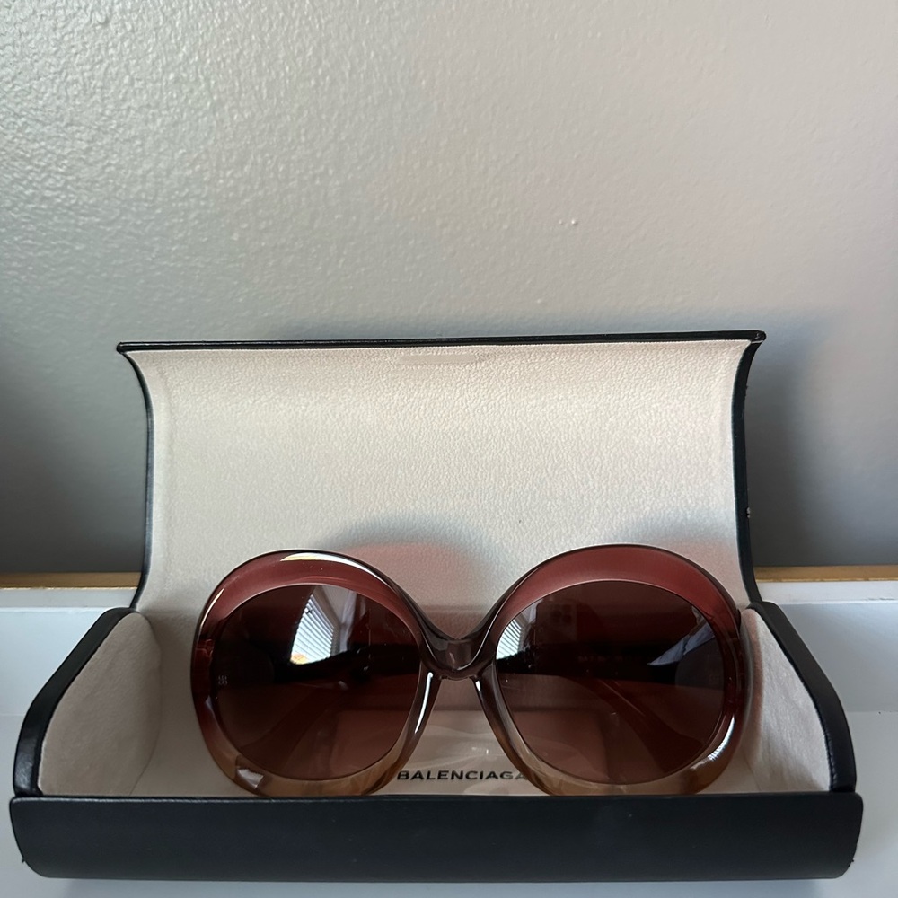 Balenciaga Sunglasses Top Pink Down beige - Pink Gradient Lens 58mm